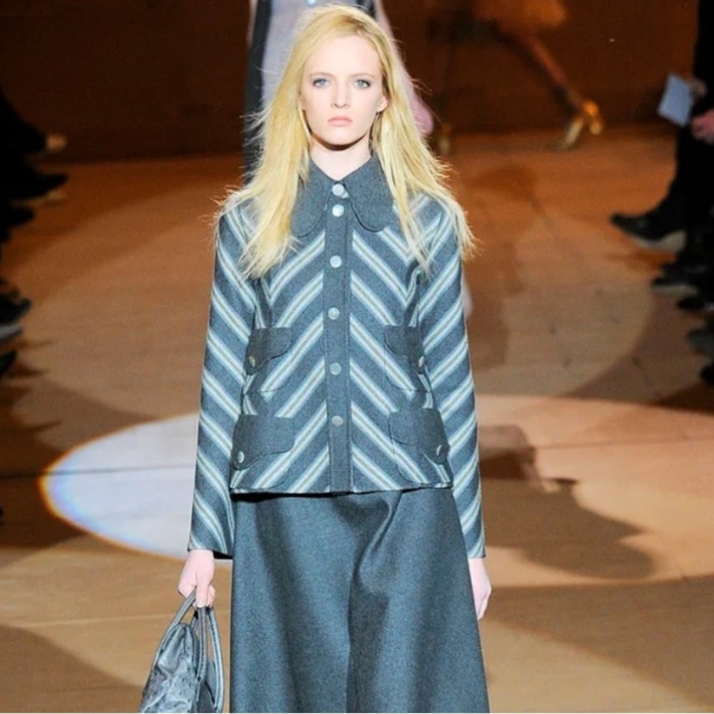 Marc Jacobs Fall 2010 runway chevron jacket 3022